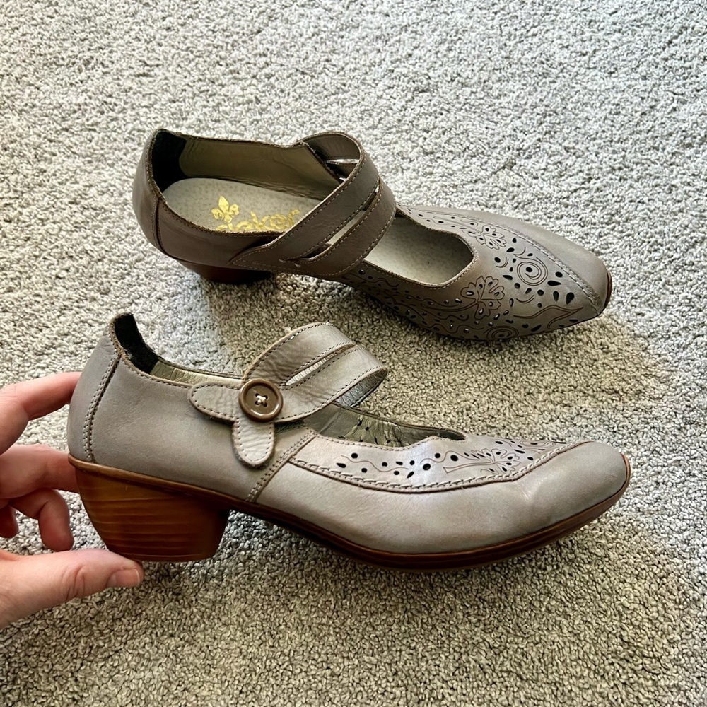 Rieker Gray Mary Jane Heels